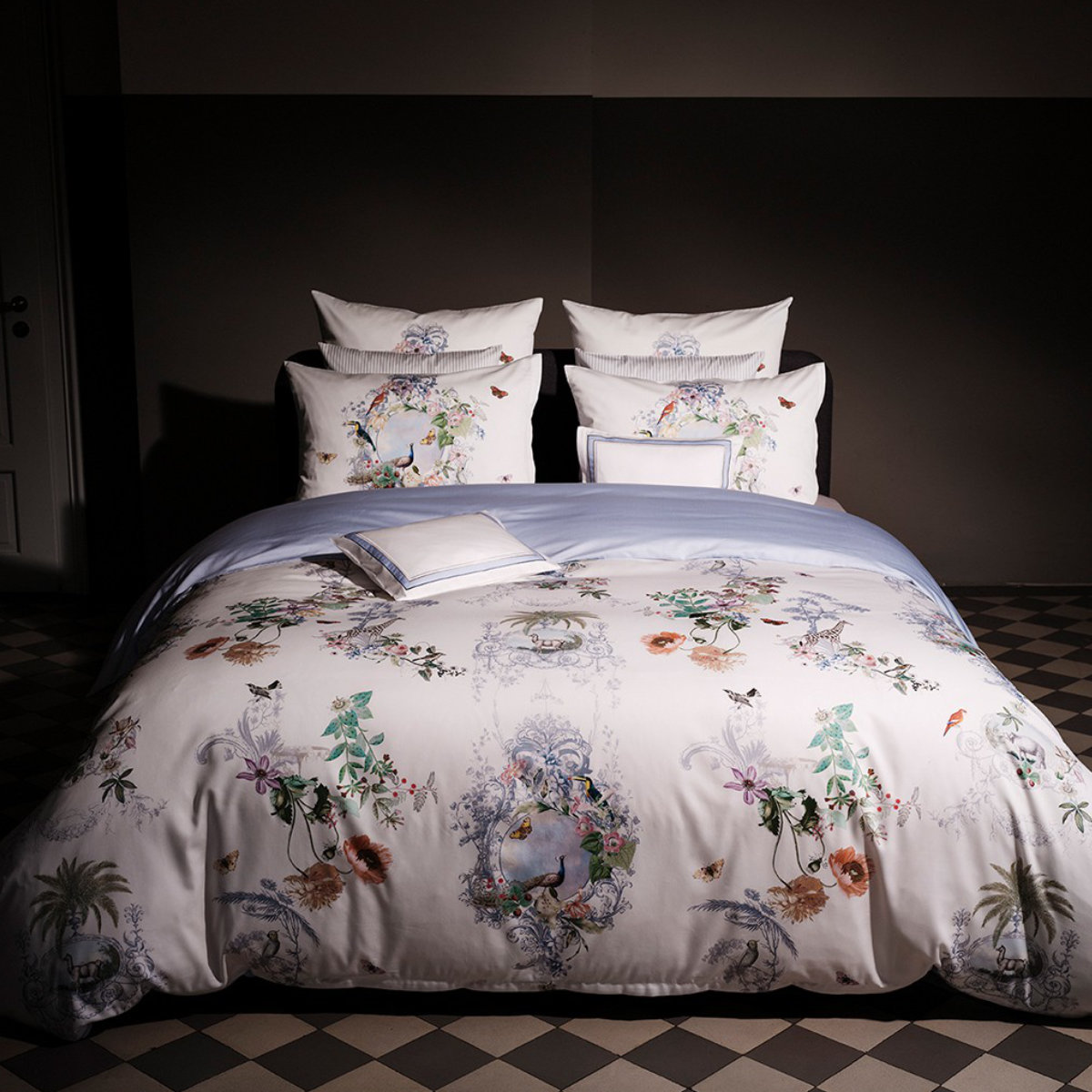 Luxusn Povleen - Christian Fischbacher - Peacock - Swiss Satn - Luxury