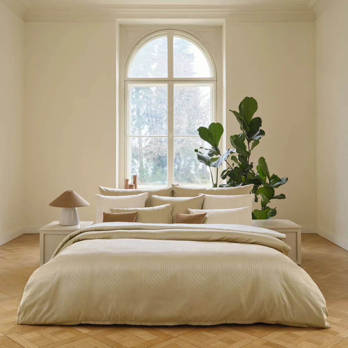 Luxusn� Povle�en� - Schlossberg - ENNIO T�tinov� - Swiss Exquisit Jaquard
